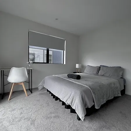 Queenbed Room, Free Carpark 10C-2